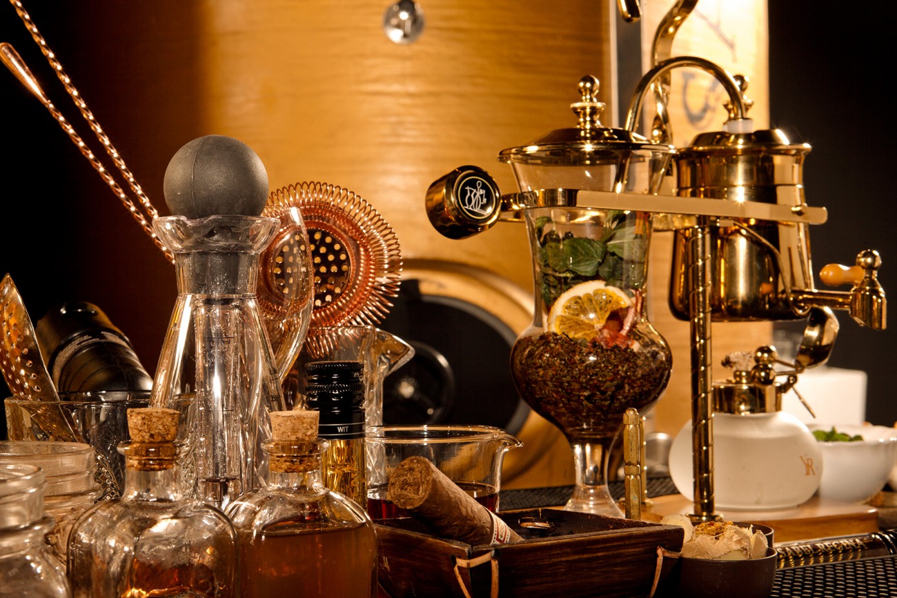 Mesa de coctelería